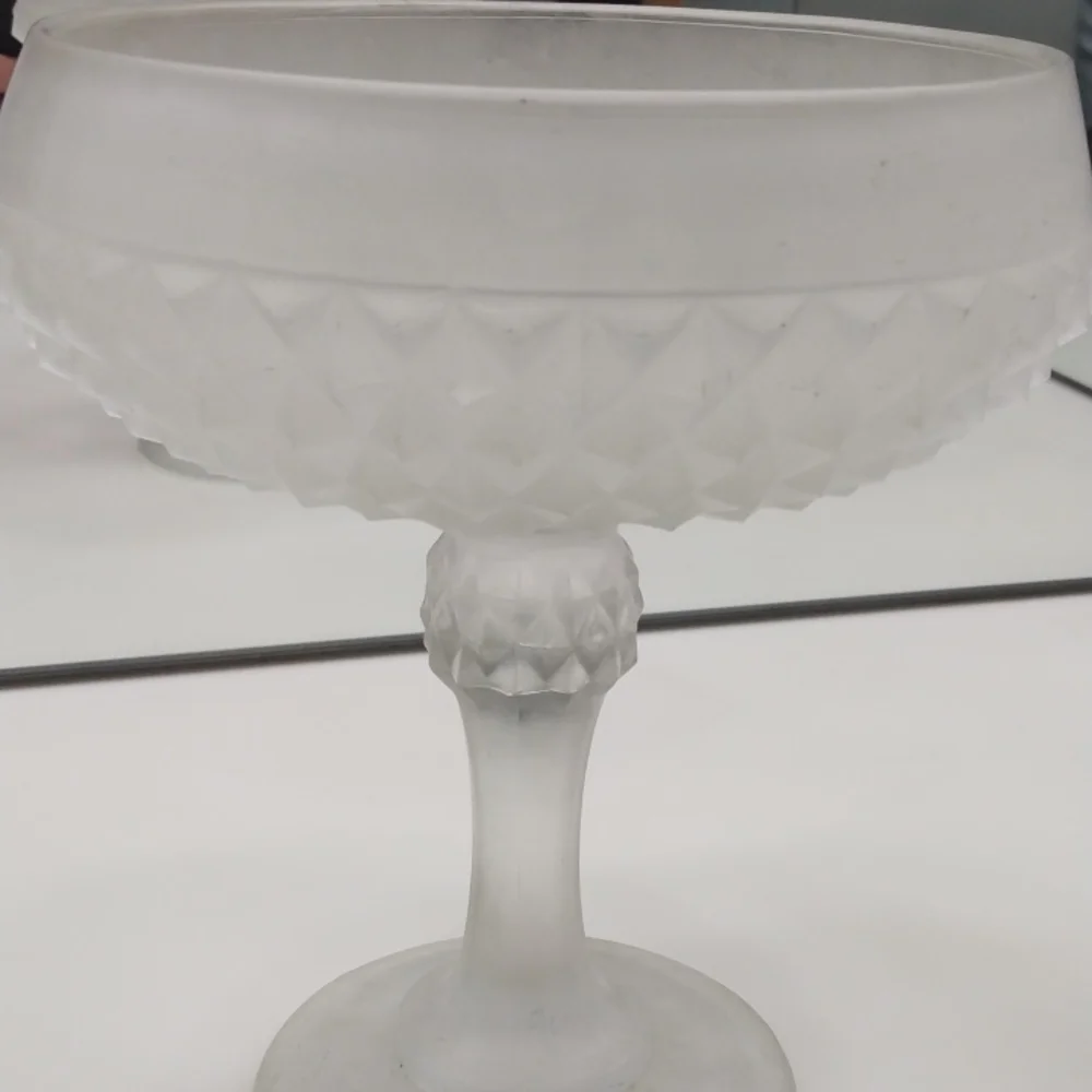 VINTAGE INDIANA GLASS CO. 7.25 INCH FROSTED CANDY COMPOTE DISH